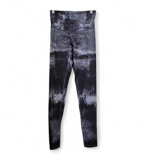 Champion Duodry Size XS Black Gray Pixelated Running / Yoga Leggings